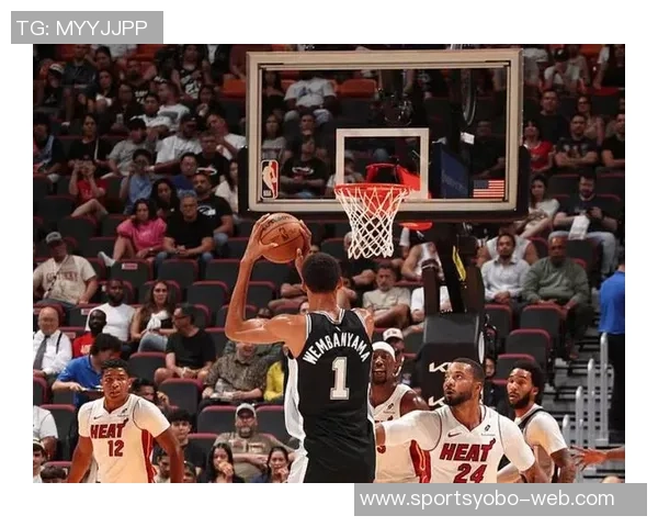 马刺对文班的出场时间限制严苛关键时刻也不例外的深层原因分析 马刺对文班的出场时间限制严苛关键时刻也不例外的深层原因分析